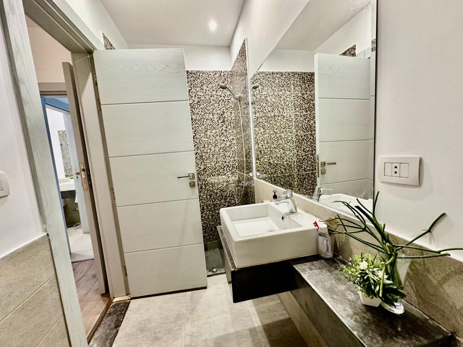 Cozy 2 Bedroom Sholan 1 - Gouna * Hurghada